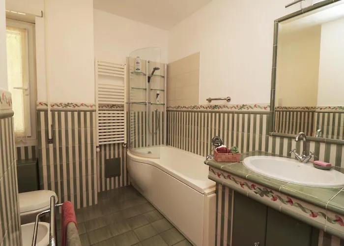 Appartement Luminoso E Accogliente Con Giardino - Battistini Rome