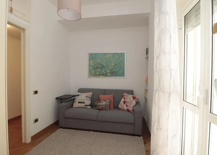 Luminoso E Accogliente Con Giardino - Battistini Appartement Rome